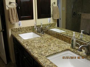 1492 Hollow Ridge Dr, Carrollton, TX 75007