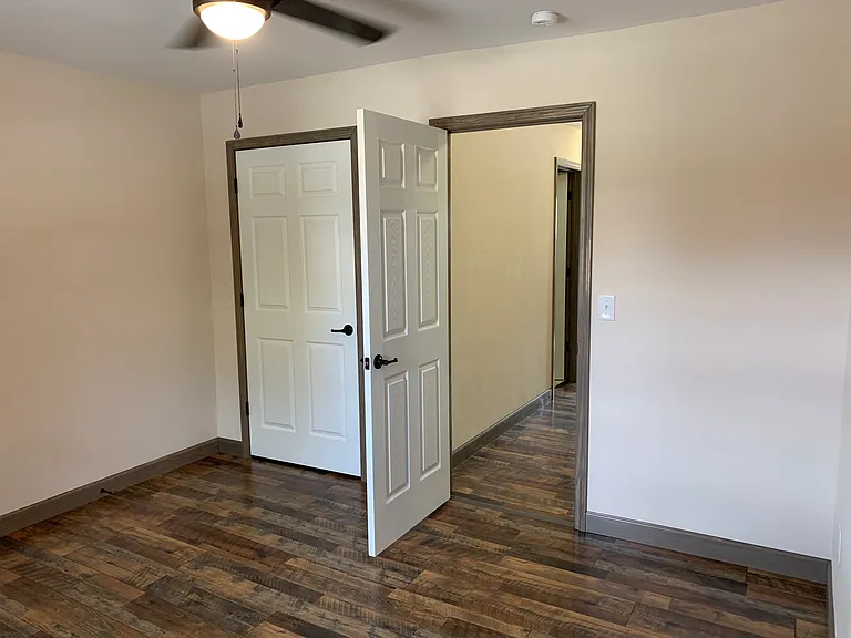 308 Meadow Dr — Photo 7