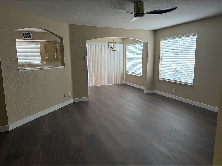 9332 Ricardo Ln — Photo 5