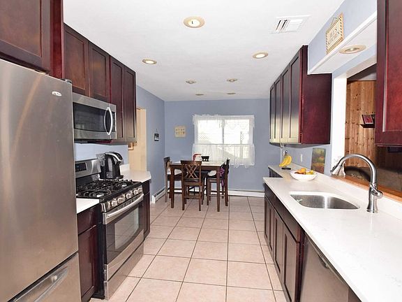 4th image of 517 Lido Blvd