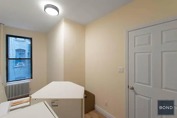 Rented by Bond New York | media 16