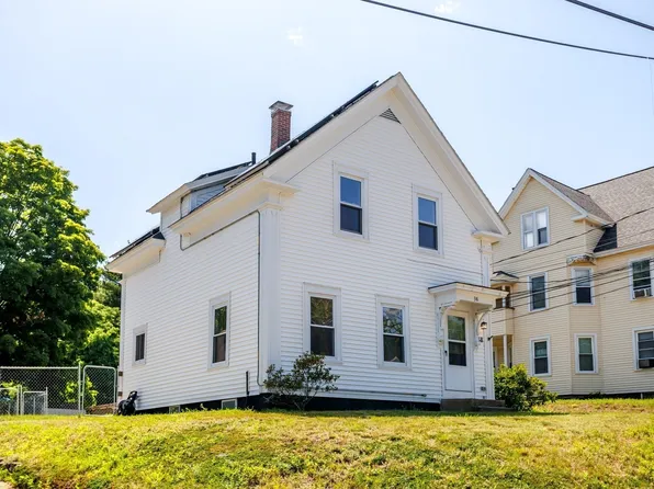 38 Cottage St, Leominster, MA 01453