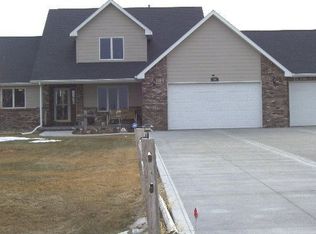 9319 S Sierra Dr, North Platte, NE 69101