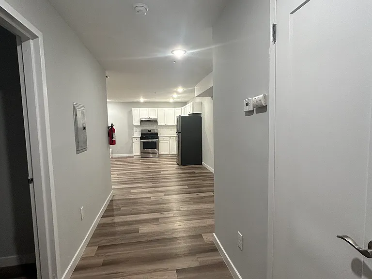 188 Lafayette St #403 — Photo 14