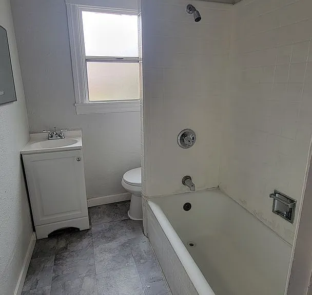 5800 Walnut St — Photo 8