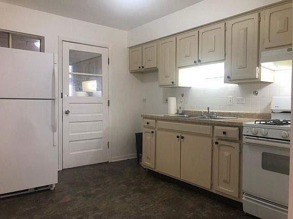 3rd image of 9240 Jill Ln APT 2N
