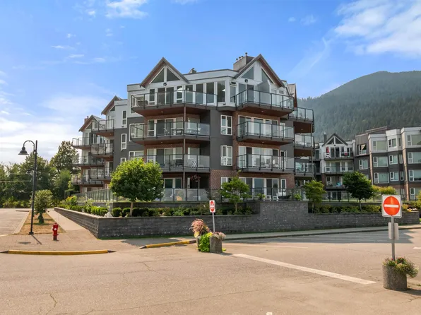378 Esplanade Ave #315, Harrison Hot Springs, BC V0M 1A3