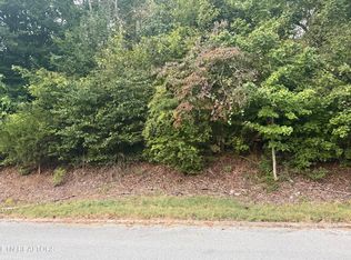 Indian Hills Cir, Clinton, TN 37716