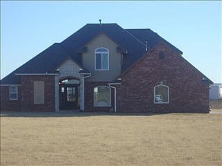 1st image of 5804 Heritage Ln