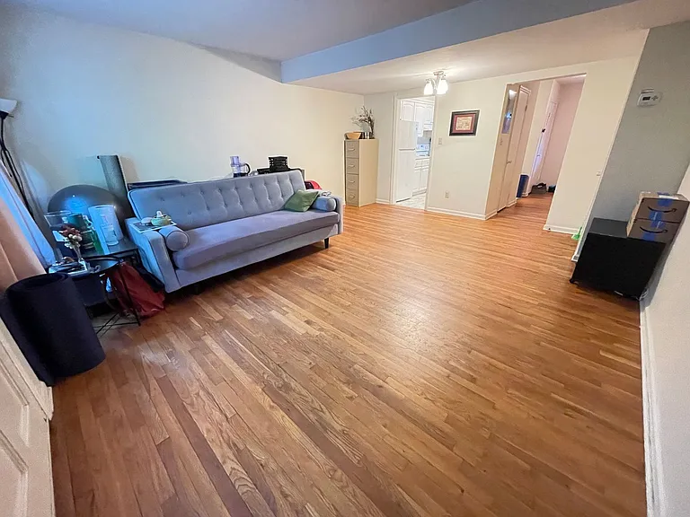 400 Davie Rd #9 — Photo 3
