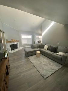 (Undisclosed Address), Ontario, CA, 91762