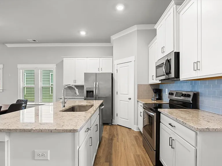 2093 Firelight Way — Photo 7