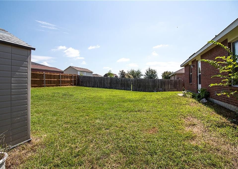 2nd image of 333 Deer Run Dr