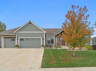 1309 Waverly Dr, Lawrence, KS 66049