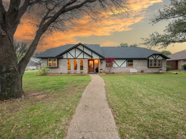 101 Sleepy Holw, Highland Village, TX 75077
