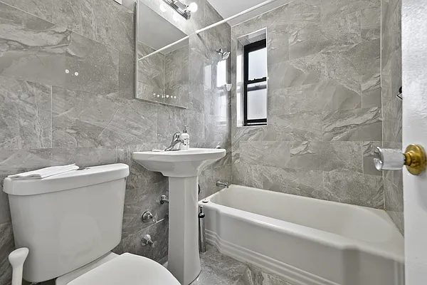 Sold by Oxford Property Group | media 8