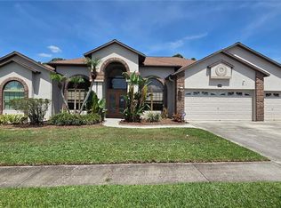 3904 Hidden Spring Pl, Valrico, FL 33596