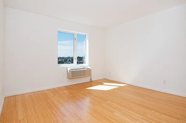 Sold by Nest Seekers International | media 2