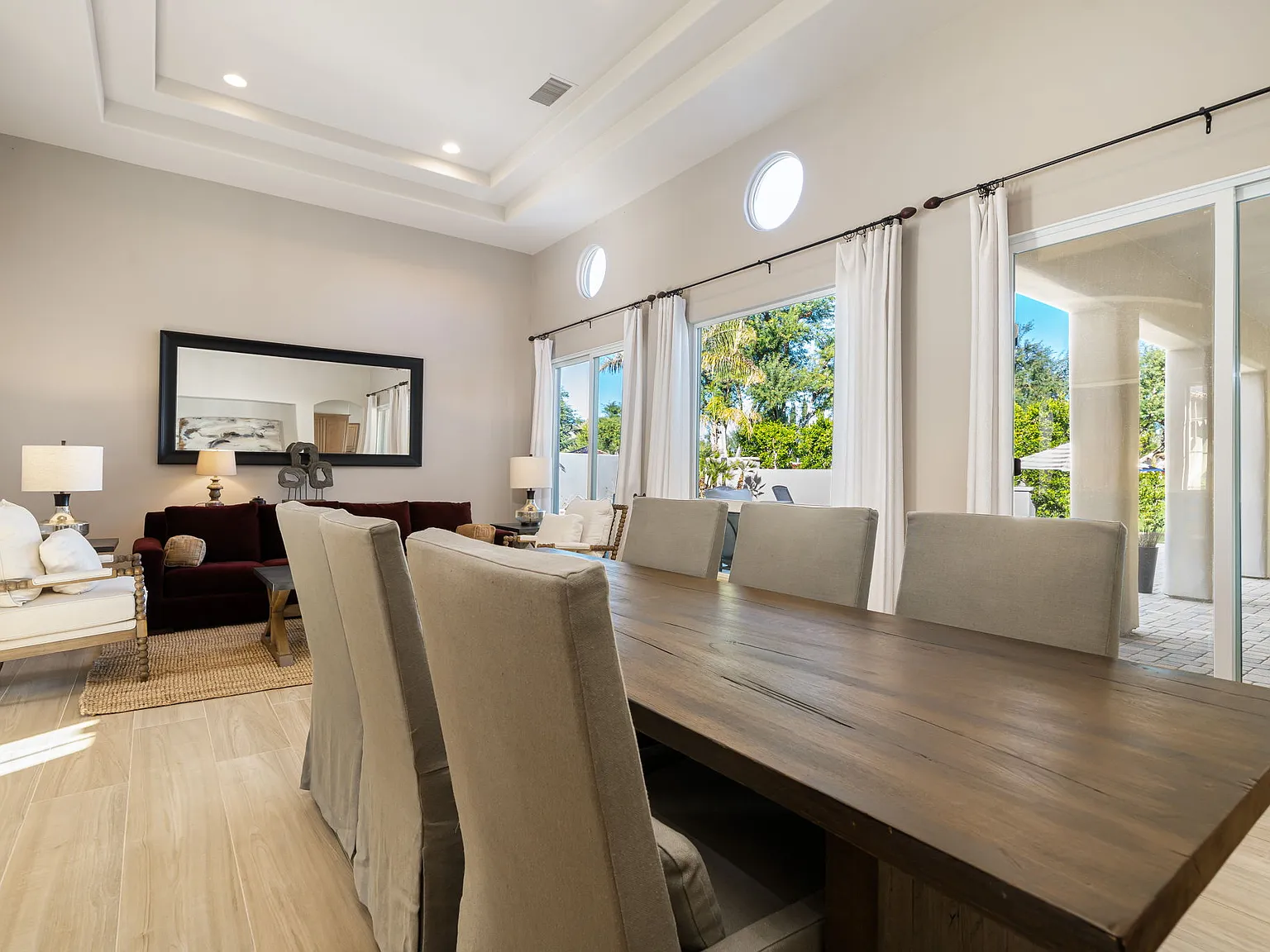 3 bed, 2.5 bath, 2886 sqft, $6,000 — Photo 4