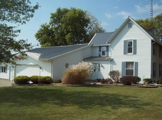27963-1250 East St, Walnut, IL 61376