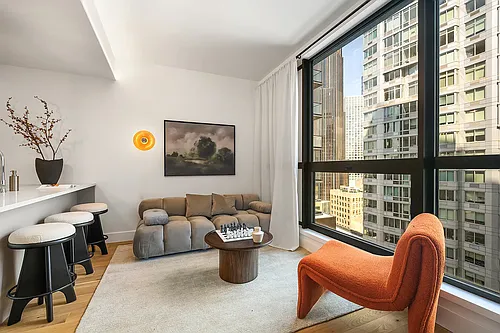 20 Rockwell Pl #561D Photo 1