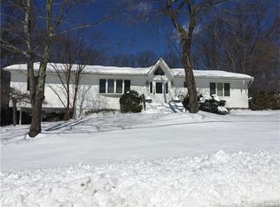 47 Parker Blvd, Monsey, NY 10952