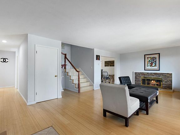 5th image of 245 42nd Ave