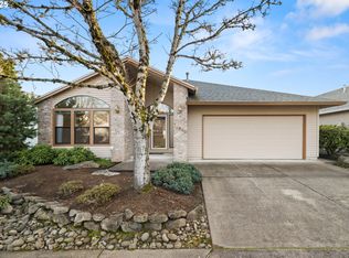 12690 SW Peachvale St, King City, OR 97224