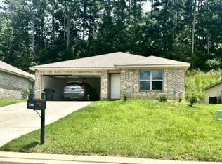 246 Skylane Dr, Pearl, MS 39208