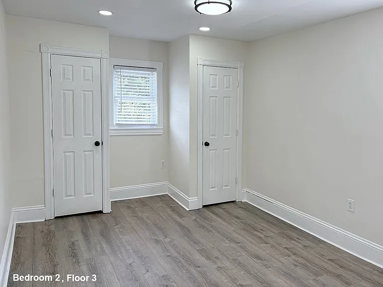 377 S Main St #2 — Photo 8