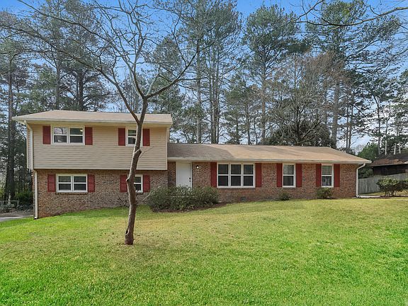 3rd image of 2623 Ashworth Cir