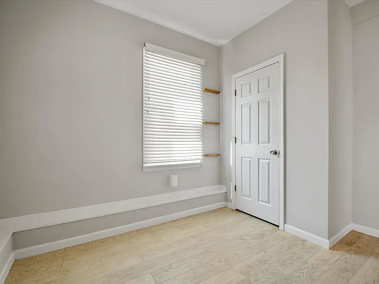 25 Gardners Ln — Photo 11