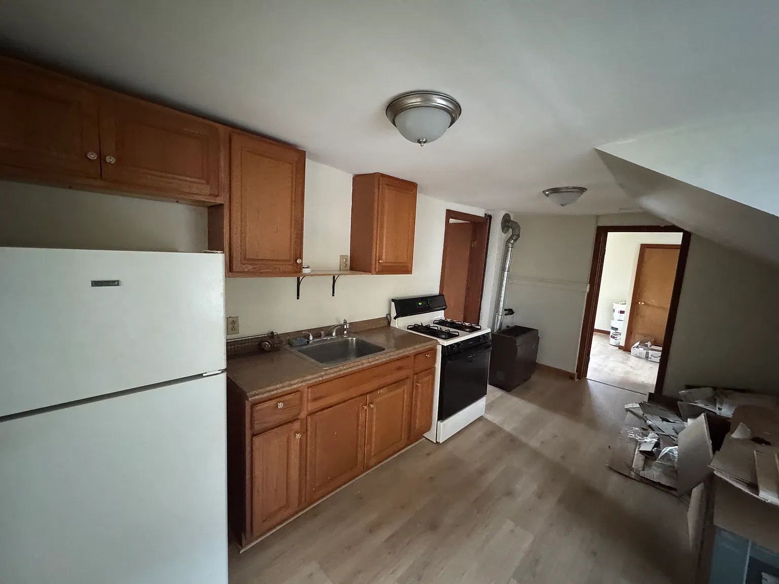 2 bed, $1,400 — Photo 2