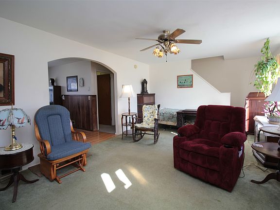 3rd image of 229 Duell Rd