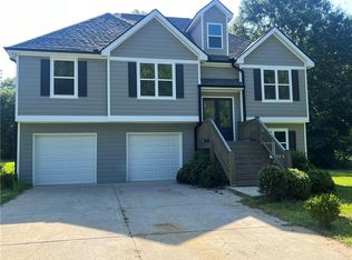 130 Elk Grove Dr, Auburn, GA 30011