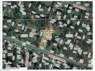 2571 Country Club Rd, Winston Salem, NC 27104