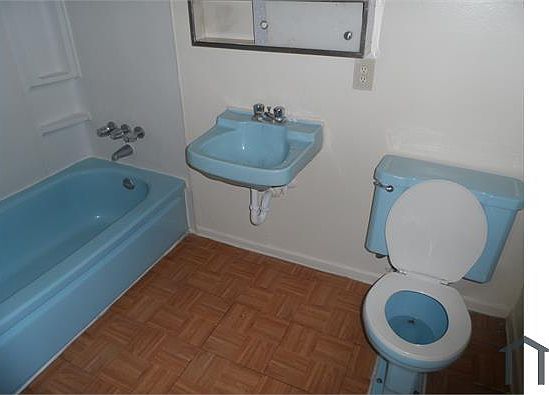5th image of 3719 Hazelwood St APT 9