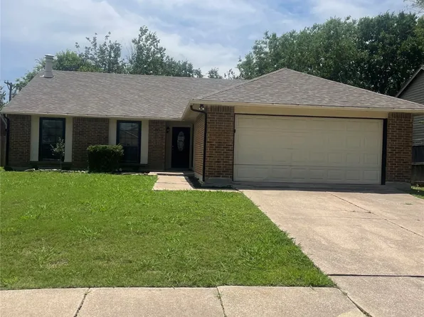 411 Magnolia Dr, Forney, TX 75126