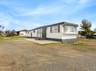 20540 E Concho Ln, Mayer, AZ 86333
