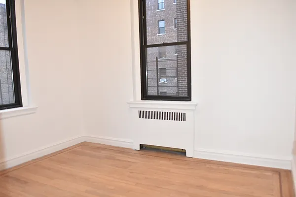 Rented by Brown Harris Stevens | media 32