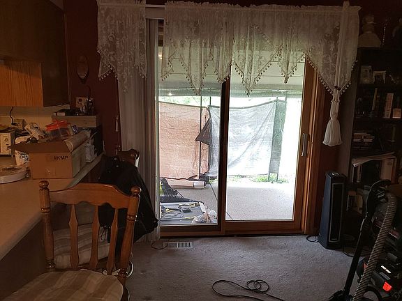 sliding door to patio