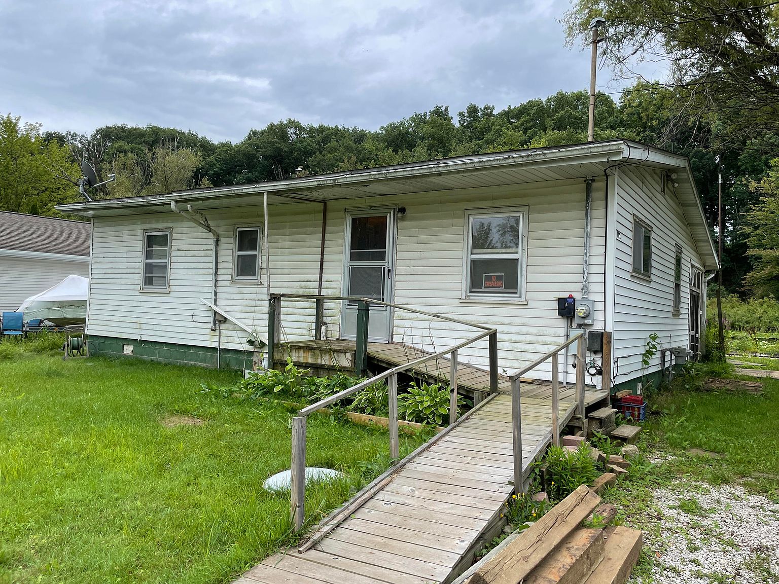 112 Channel Dr, Brooklyn, MI 49230 Zillow