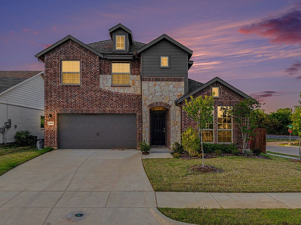 1st image of 2400 Skara Brae Dr