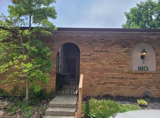 160 Woodgate Rd, Frankfort, KY 40601