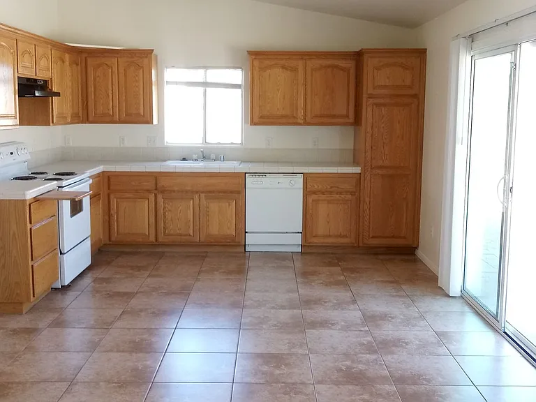 61929 Valley View Cir — Photo 2