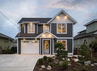 1749 Fairfield Rd, Victoria, BC V8S1G6