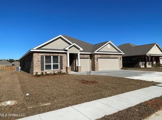 1074 Brackish Pl, Ocean Springs, MS 39564
