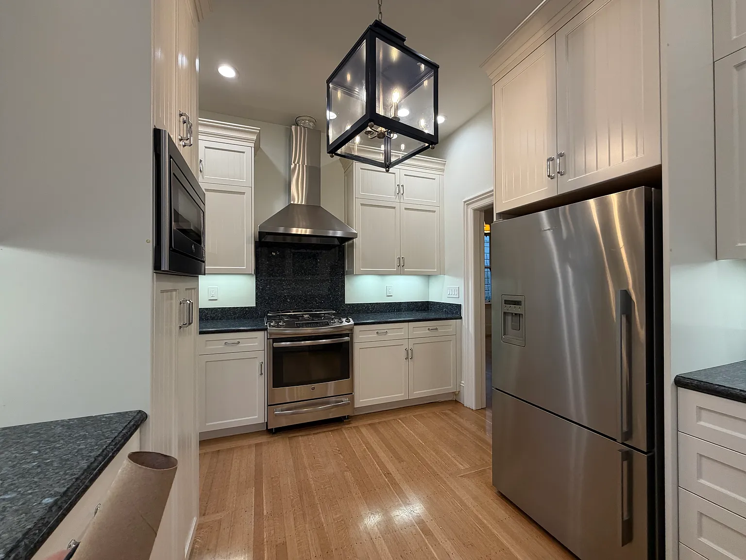 22 Hill St — Photo 4