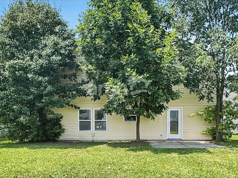 2361 Blackthorn Dr — Photo 19