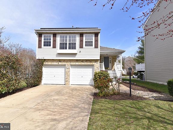 3rd image of 1500 Shadywood Ct